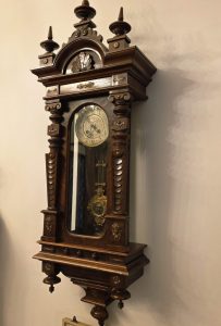 Art. History. Experience. – Eleganță și rafinament în Camera de Black Jack București